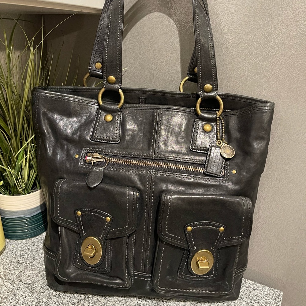 Coach GiGi Leather Tote Legacy Stripe